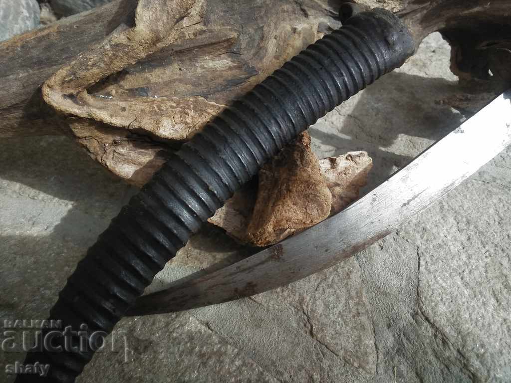 Auction  Old African dagger.