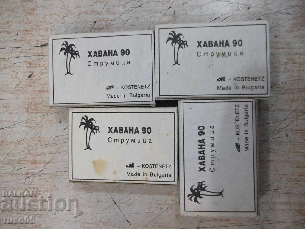 Delivery of Lot of 4 pcs. Bulgarian matches Delivery of Lot of 4 pcs. Bulgarian matches