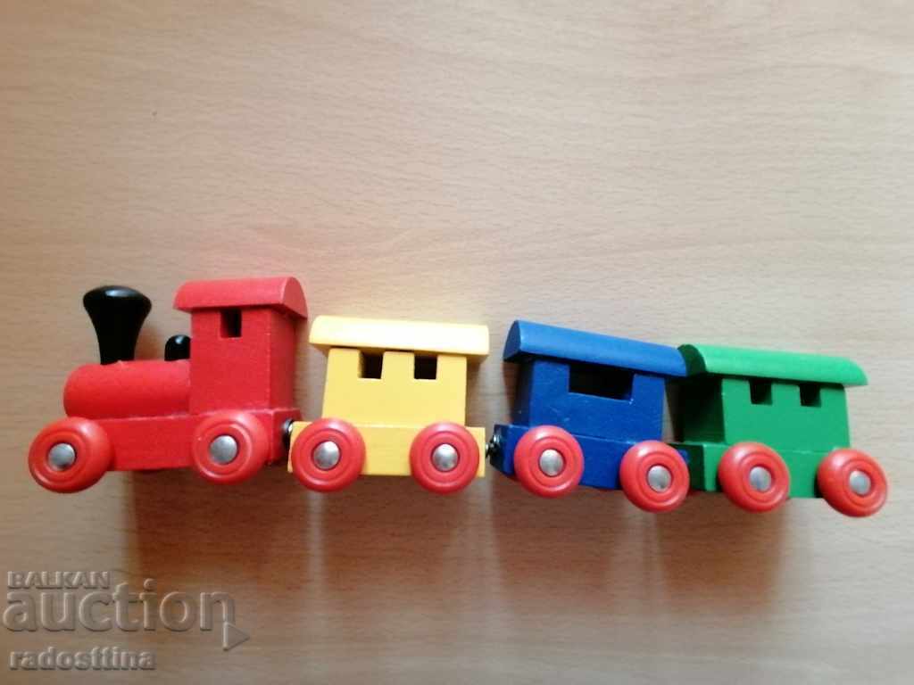 Аукцион Старо дървено влакче goki Аукцион Старо дървено влакче goki