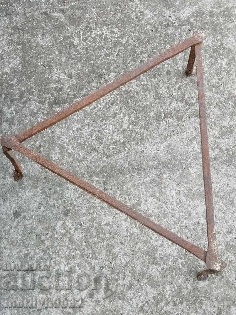 An antique forged soot pyrosty for chorale flame iron with price 53.00 BGN | € 27.10 An antique forged soot pyrosty for chorale flame iron with price 53.00 BGN | € 27.10