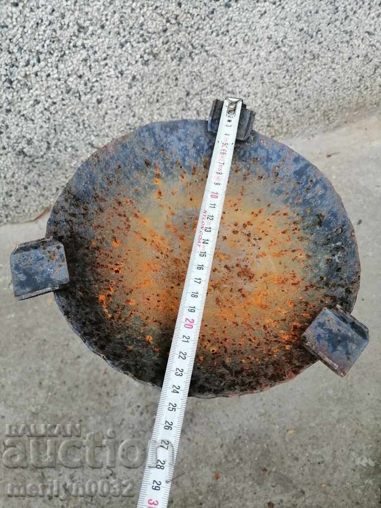 Auction Old forged ashtray wrought iron Auction Old forged ashtray wrought iron