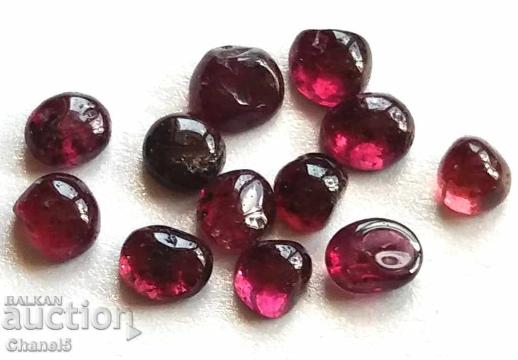 ORESTHANE Pomegranates, RODONITE - 12 Cabochon (171) with price 16.00 BGN | € 8.18 ORESTHANE Pomegranates, RODONITE - 12 Cabochon (171) with price 16.00 BGN | € 8.18