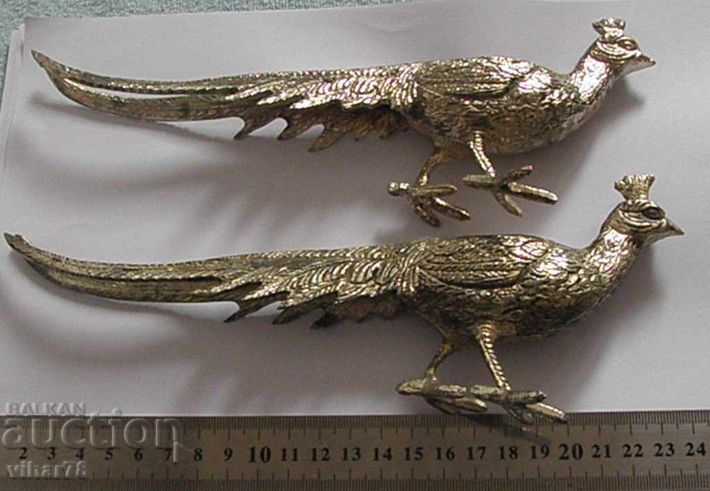 LOT OF TWO BIRDS with price 119.99 BGN | € 61.35 LOT OF TWO BIRDS with price 119.99 BGN | € 61.35