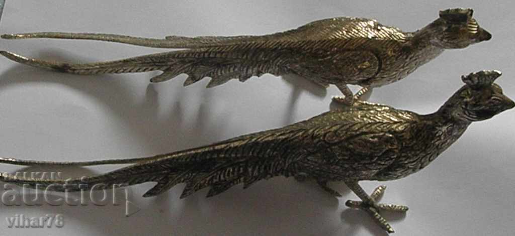 LOT OF TWO BIRDS - 5 LOT OF TWO BIRDS - 5