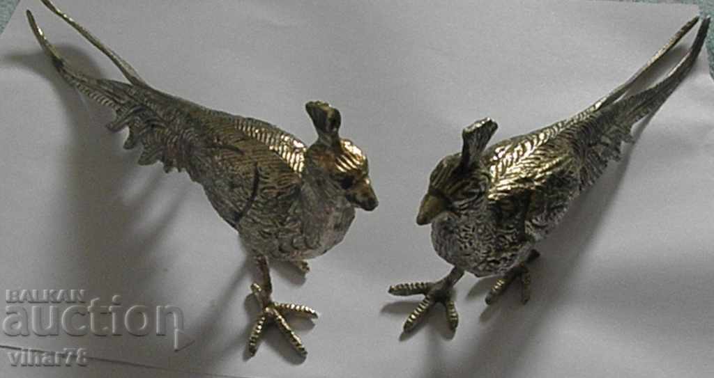 ΠΟΛΛΑ ΔΥΟ ΠΟΥΛΙΑ