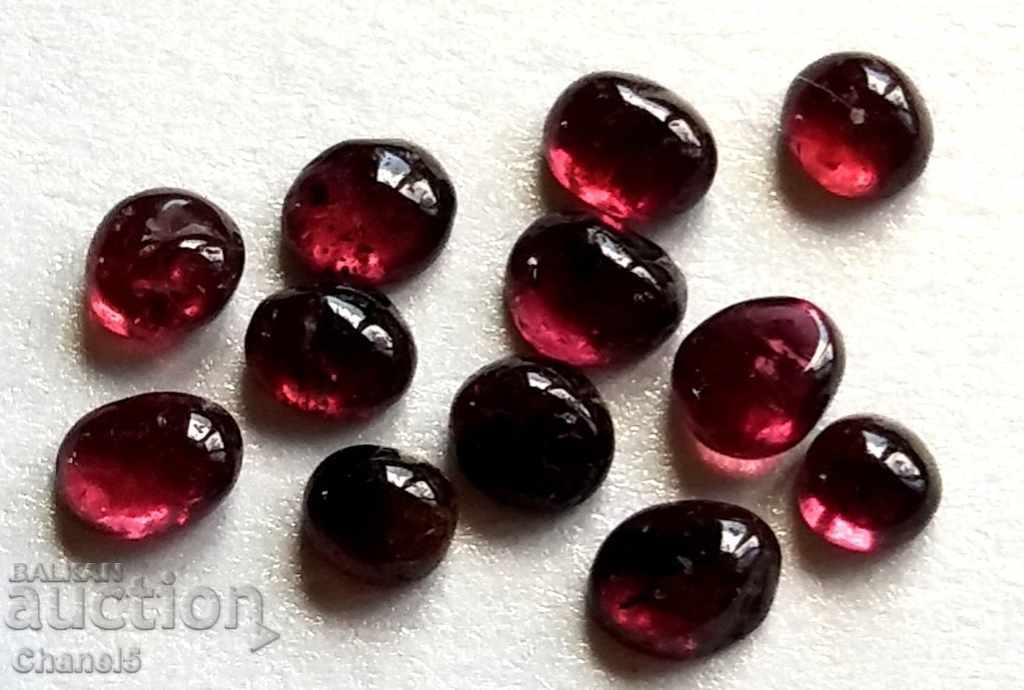 ORESTHANE Pomegranates, RODONITE - 12 Cabochon (182) with price 16.00 BGN | € 8.18 ORESTHANE Pomegranates, RODONITE - 12 Cabochon (182) with price 16.00 BGN | € 8.18
