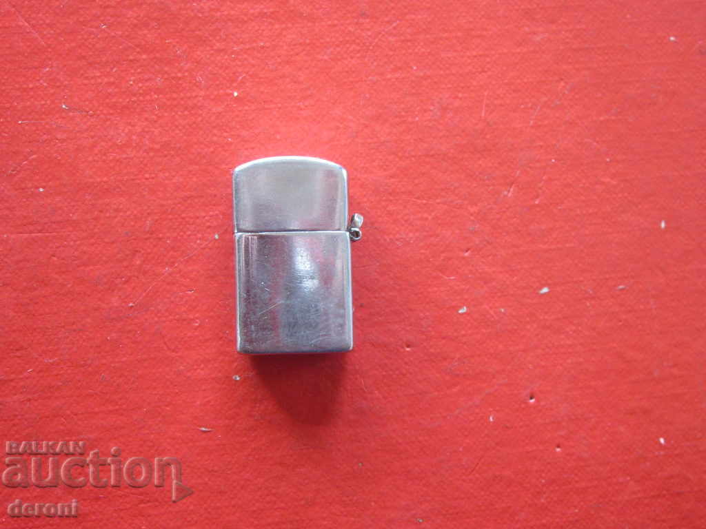 Old Minion Petrol Lighter 2 - 7 Old Minion Petrol Lighter 2 - 7