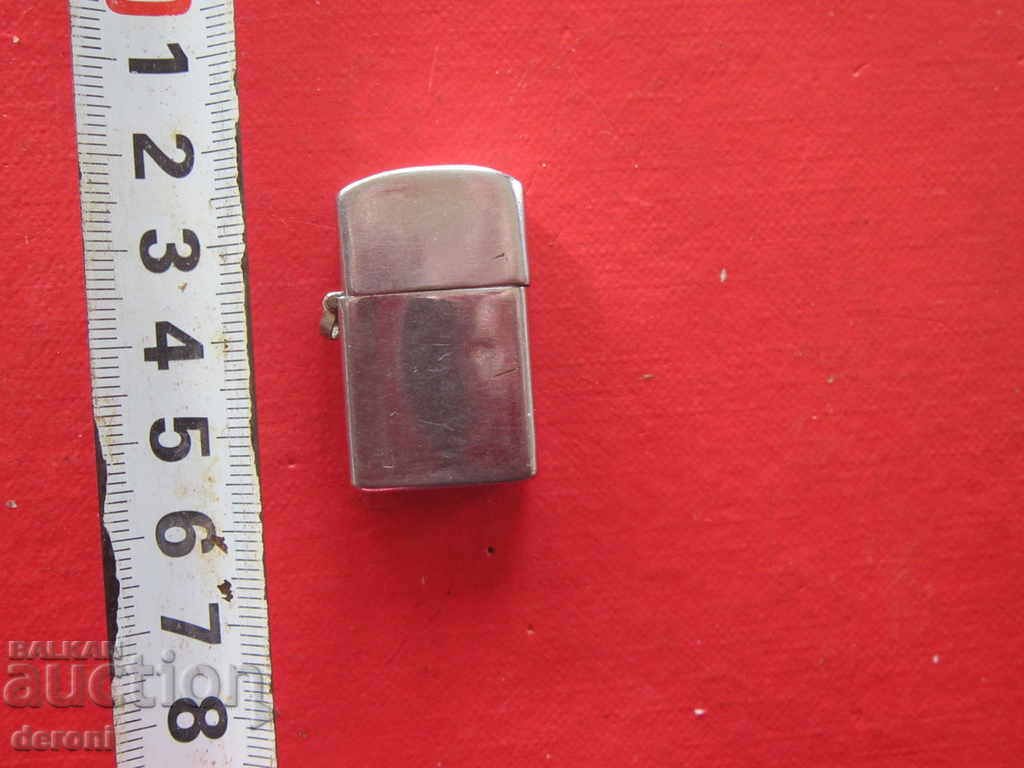 Old Minion Petrol Lighter 2