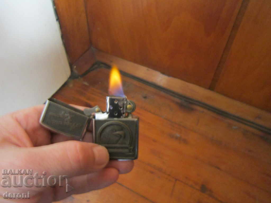 American Legend gasoline lighter - 6