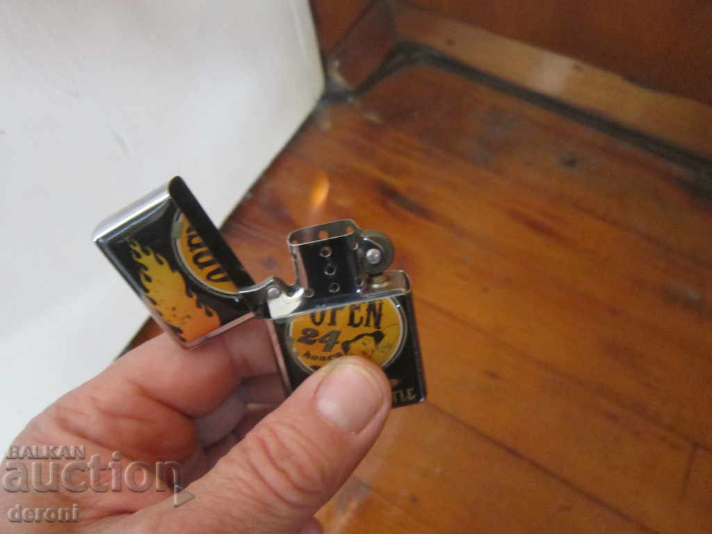 Delivery of Great Petrol Enamel Lighter Delivery of Great Petrol Enamel Lighter