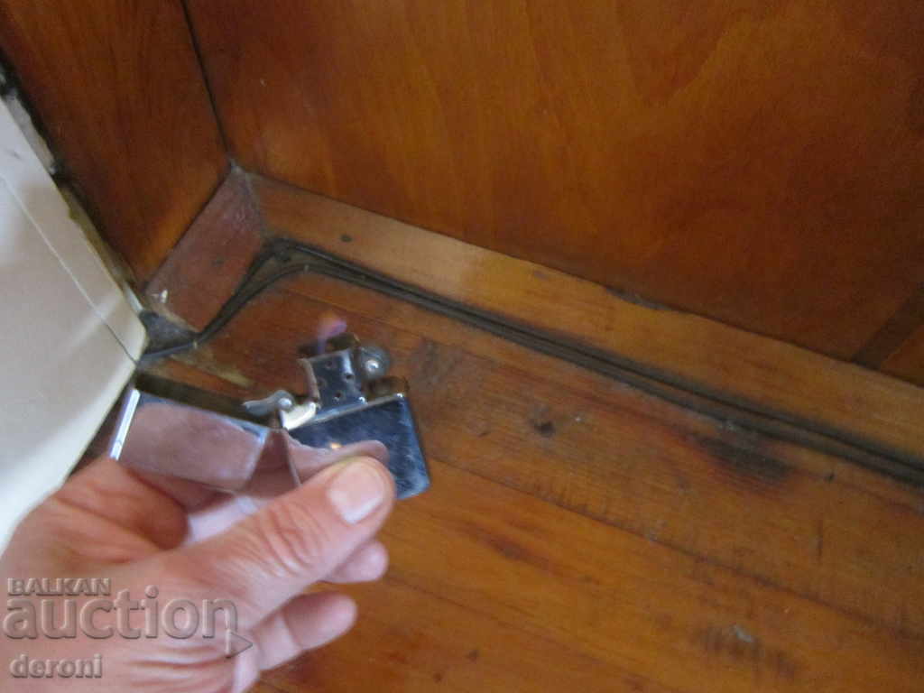Old Petrol Lighter 4 - 5 Old Petrol Lighter 4 - 5