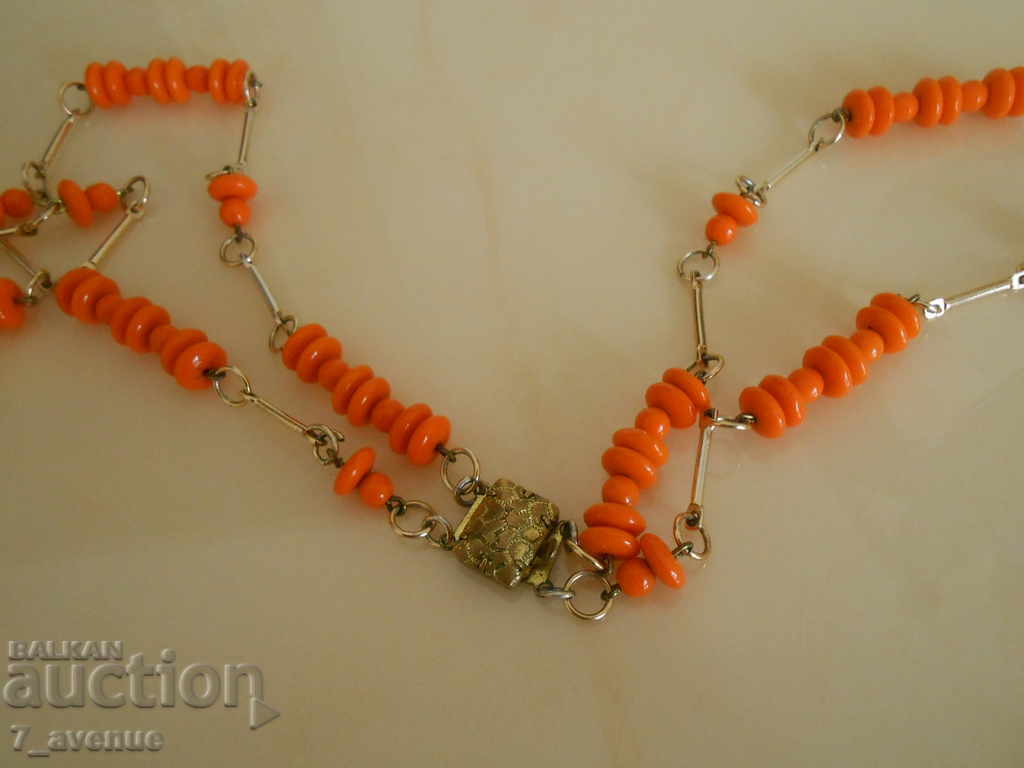 Nice choker necklace from the 70s with a beautiful clasp with price 99.00 BGN | € 50.62