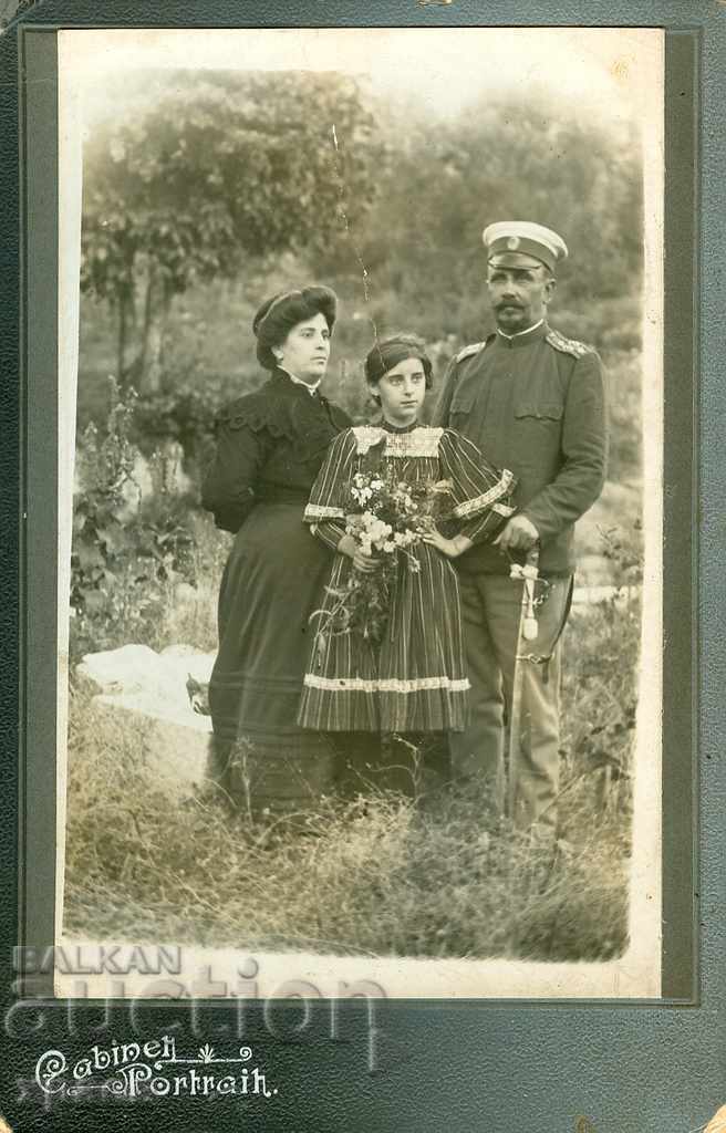 OLD PHOTO - CARDBOARD - 0673