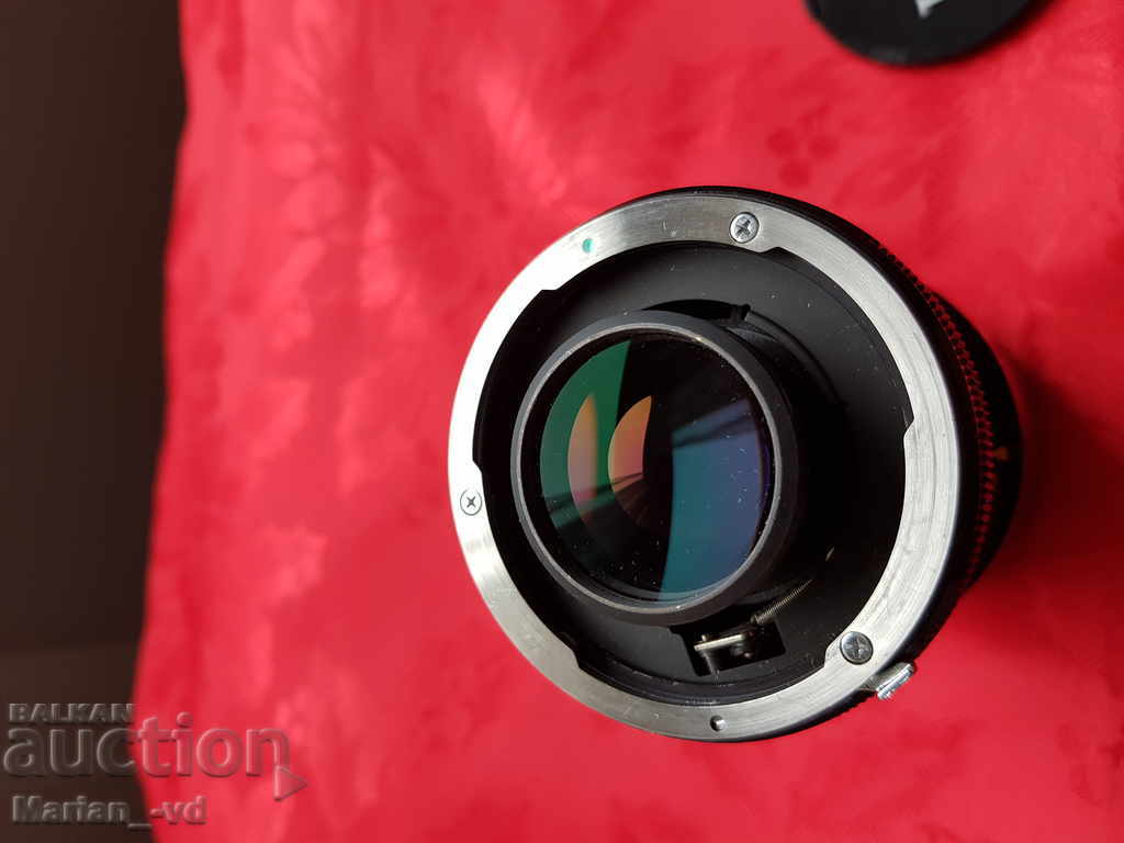 Obiectiv Hanimex 90-200mm 1: 4.0 cu preț 40.00 BGN | € 20.45