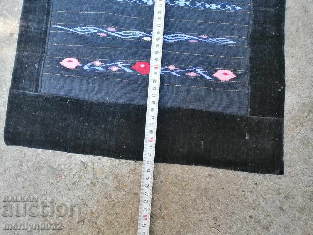 Delivery of Old woven embroidered embroidered apron with tinsel wear sukman Delivery of Old woven embroidered embroidered apron with tinsel wear sukman