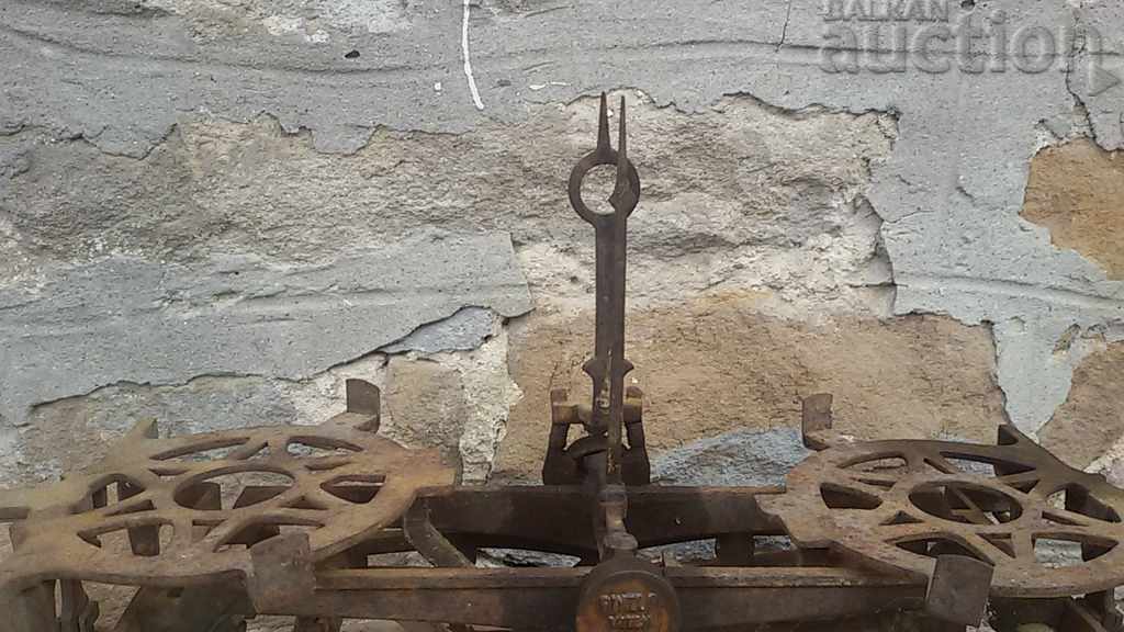 Auction office scales Vienna 5kg 1915g Auction office scales Vienna 5kg 1915g