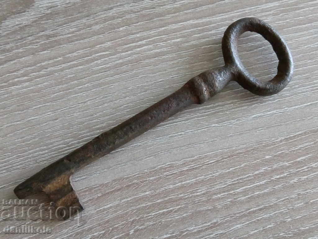 Auction  *$*Y*$* LARGE OLD KEY DOOR LOCK PADLOCK SAFE 2 *$*Y*$*