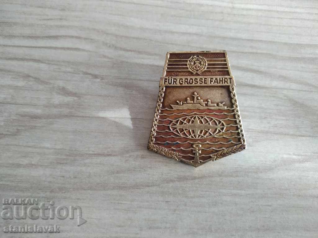 Distant Navigation Badge GDR Bronze Navy