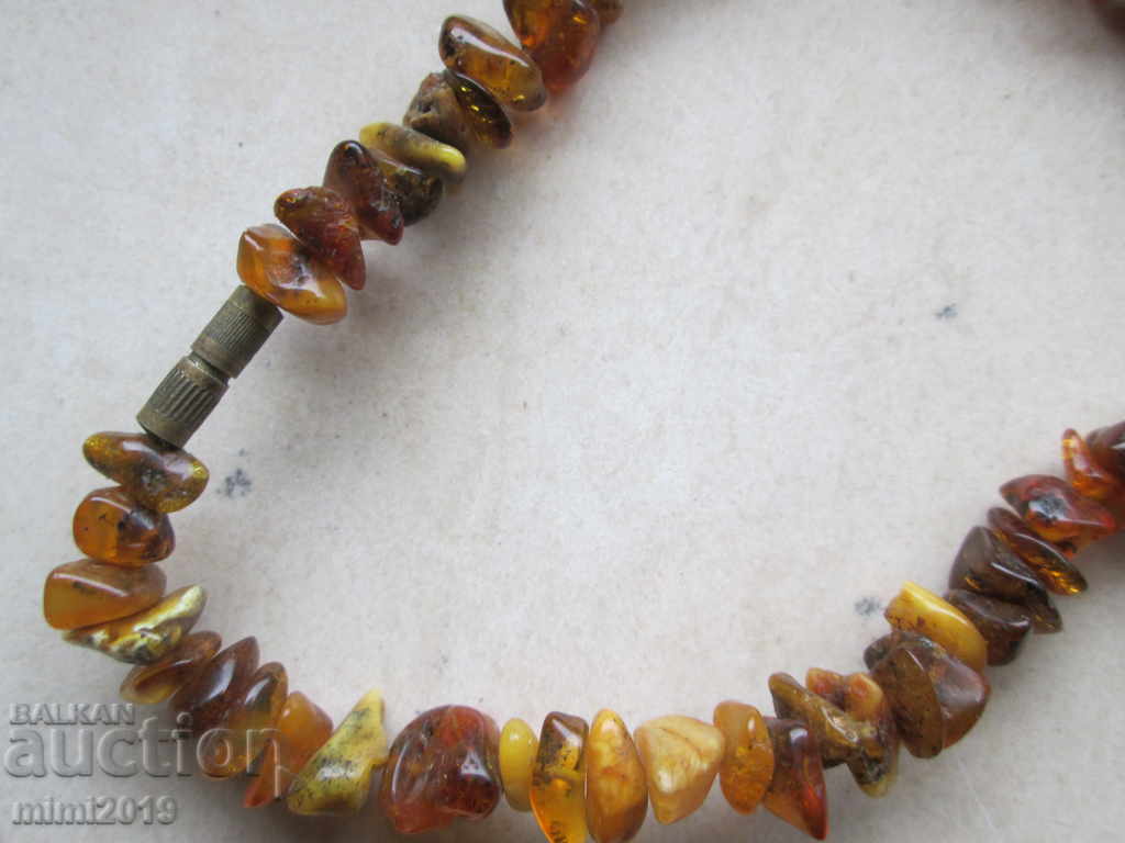 Delivery of Women's necklace natural amber Delivery of Women's necklace natural amber