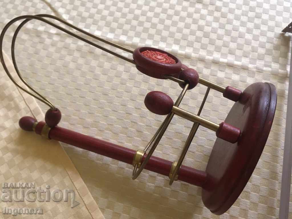 WOOD STATION AND BRASS STYLE with price 17.00 BGN | € 8.69 WOOD STATION AND BRASS STYLE with price 17.00 BGN | € 8.69