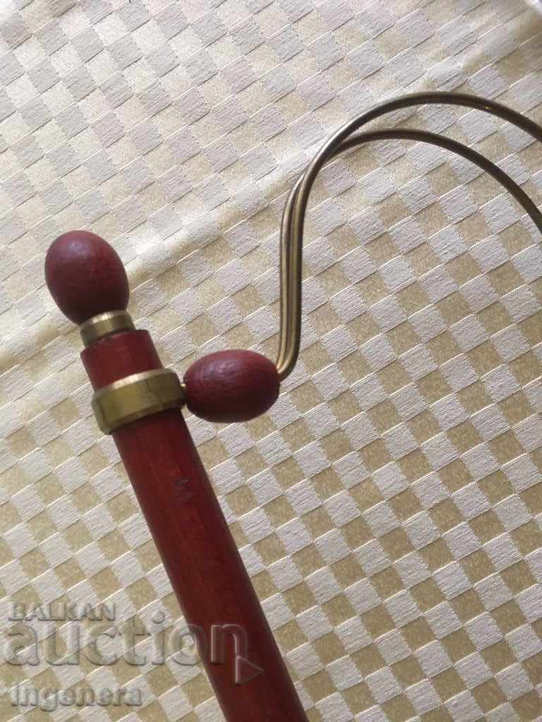 Delivery of WOOD STATION AND BRASS STYLE Delivery of WOOD STATION AND BRASS STYLE