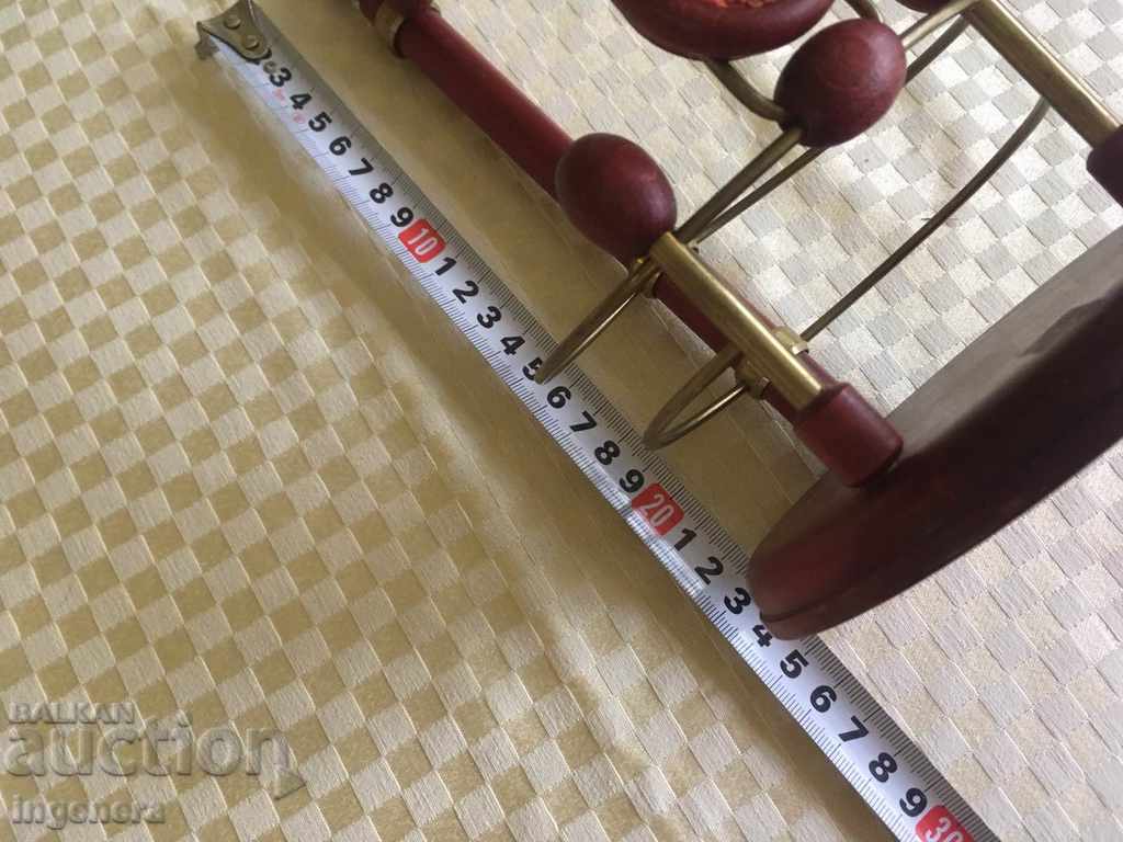 WOOD STATION AND BRASS STYLE - 5 WOOD STATION AND BRASS STYLE - 5