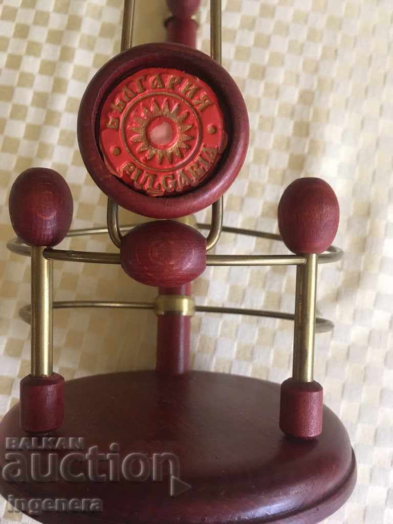 WOOD STATION AND BRASS STYLE - 6 WOOD STATION AND BRASS STYLE - 6