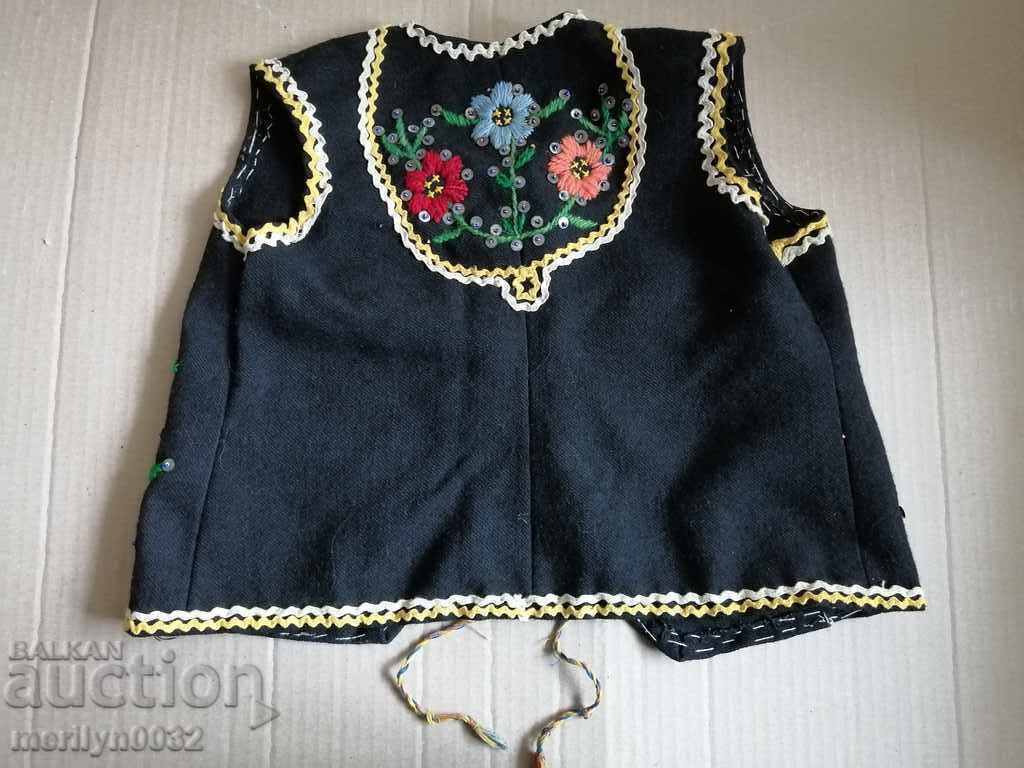 Old children's waistcoat embroidery Gaitan waistcoat, costume, shirt with price 149.00 BGN | € 76.18 Old children's waistcoat embroidery Gaitan waistcoat, costume, shirt with price 149.00 BGN | € 76.18