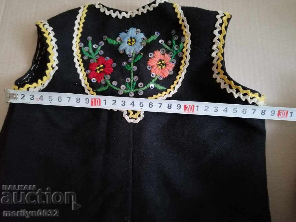 Auction Old children's waistcoat embroidery Gaitan waistcoat, costume, shirt Auction Old children's waistcoat embroidery Gaitan waistcoat, costume, shirt