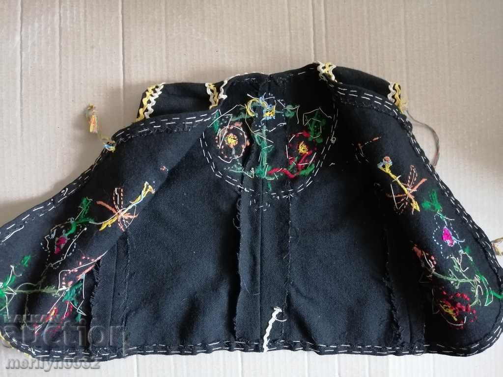 Old children's waistcoat embroidery Gaitan waistcoat, costume, shirt - 5 Old children's waistcoat embroidery Gaitan waistcoat, costume, shirt - 5