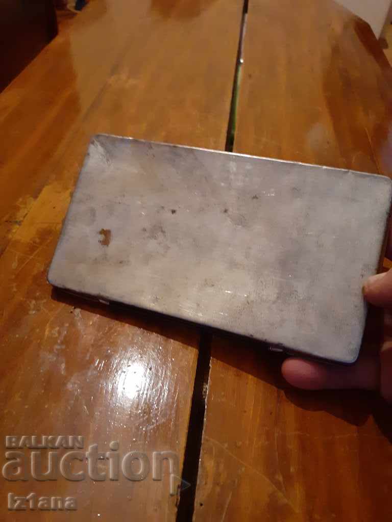 An old Toison Dor Polycolor pencil box with price 10.00 BGN | € 5.11 An old Toison Dor Polycolor pencil box with price 10.00 BGN | € 5.11