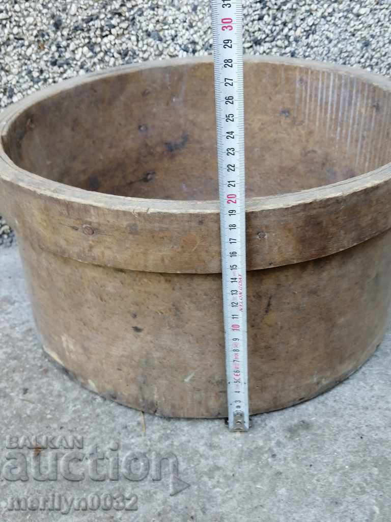 Delivery of Old grain grain cereal chic, buckle, wooden Delivery of Old grain grain cereal chic, buckle, wooden