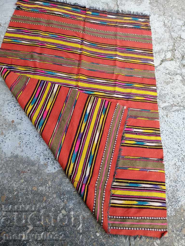 Covor țesut manual, vechi de 140 de ani, din zestrea de mireasă - 5 Covor țesut manual, vechi de 140 de ani, din zestrea de mireasă - 5