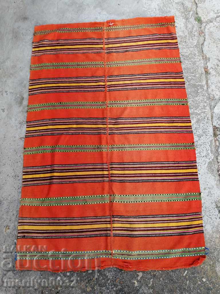 Hand-woven 140-year-old rug is made of bedding - 7 Hand-woven 140-year-old rug is made of bedding - 7