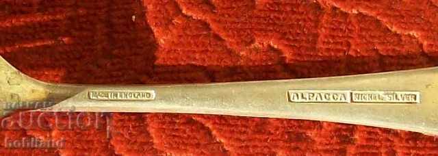 Furca engleză din prima jumătate a secolului XX cu preț 2.00 BGN | € 1.02 Furca engleză din prima jumătate a secolului XX cu preț 2.00 BGN | € 1.02