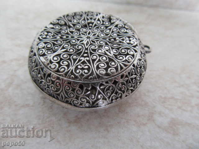 Filigree Silver Cotton Box with Perfume - 19th/20th century - 5 Filigree Silver Cotton Box with Perfume - 19th/20th century - 5