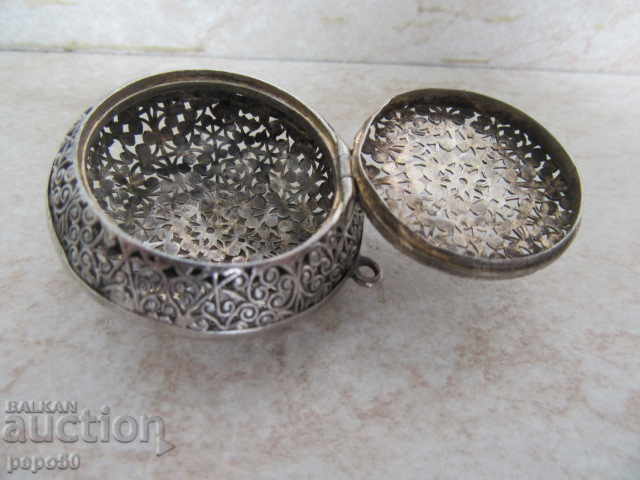 Filigree Silver Cotton Box with Perfume - 19th/20th century Filigree Silver Cotton Box with Perfume - 19th/20th century