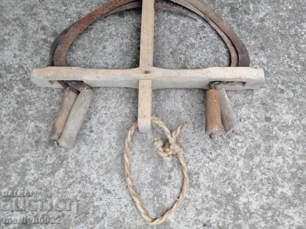 Stitches with a stapled coffin knife wrought iron blade - 7