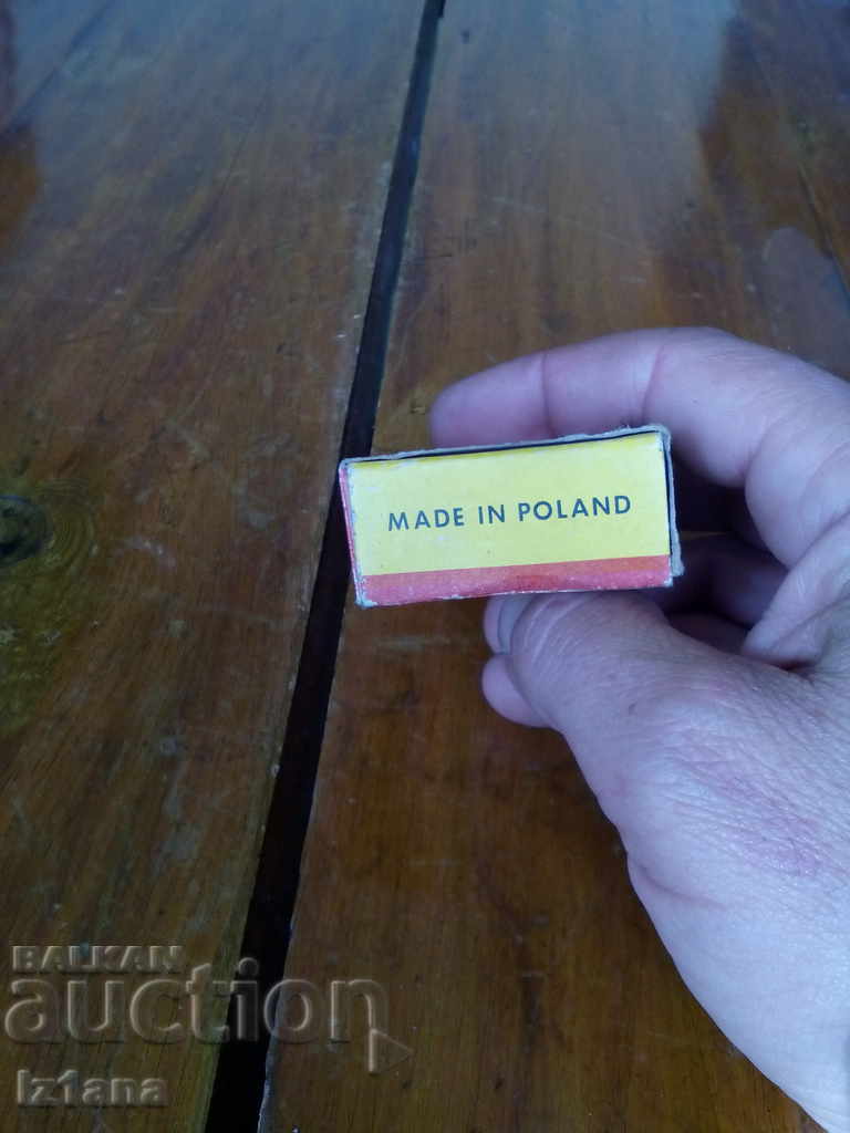 Auction  An old pen, a pen for a Delfin pen