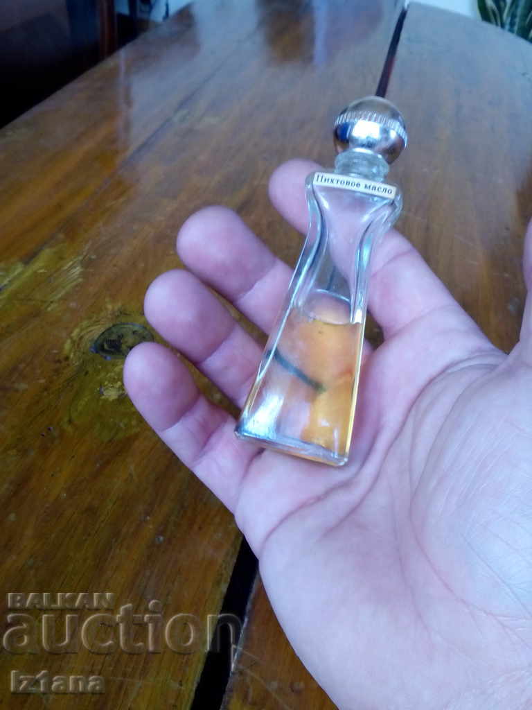 Delivery of Old Ella oil Delivery of Old Ella oil