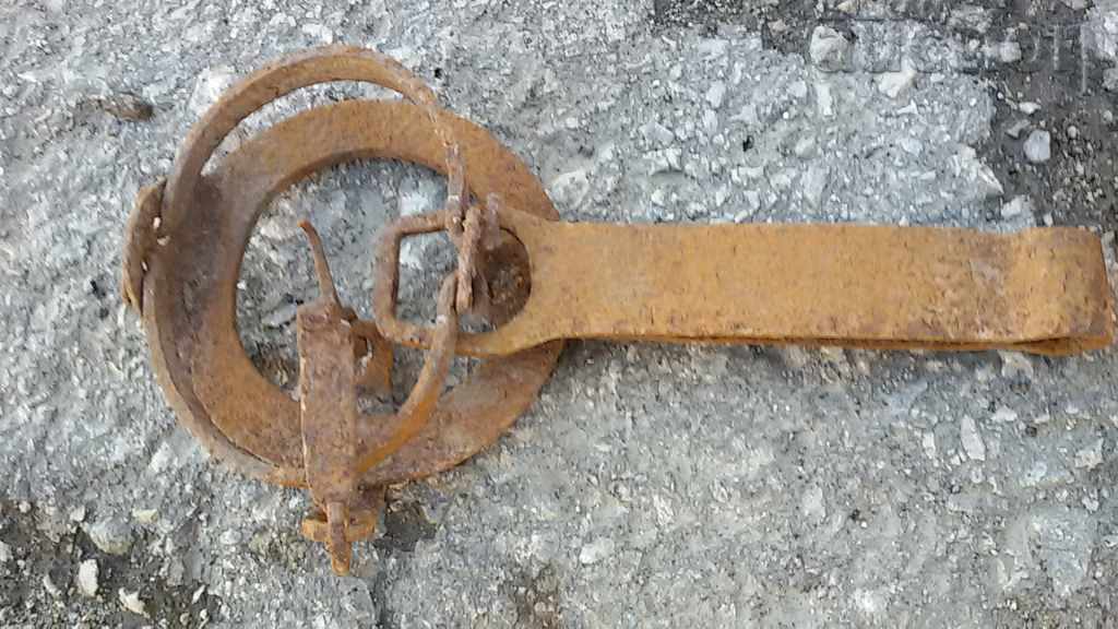 αντίκα πρωτόγονη μικρή πλαστή παγίδα για λευκό χρυσό ΕΡΓΑΣΙΑ - 7 αντίκα πρωτόγονη μικρή πλαστή παγίδα για λευκό χρυσό ΕΡΓΑΣΙΑ - 7