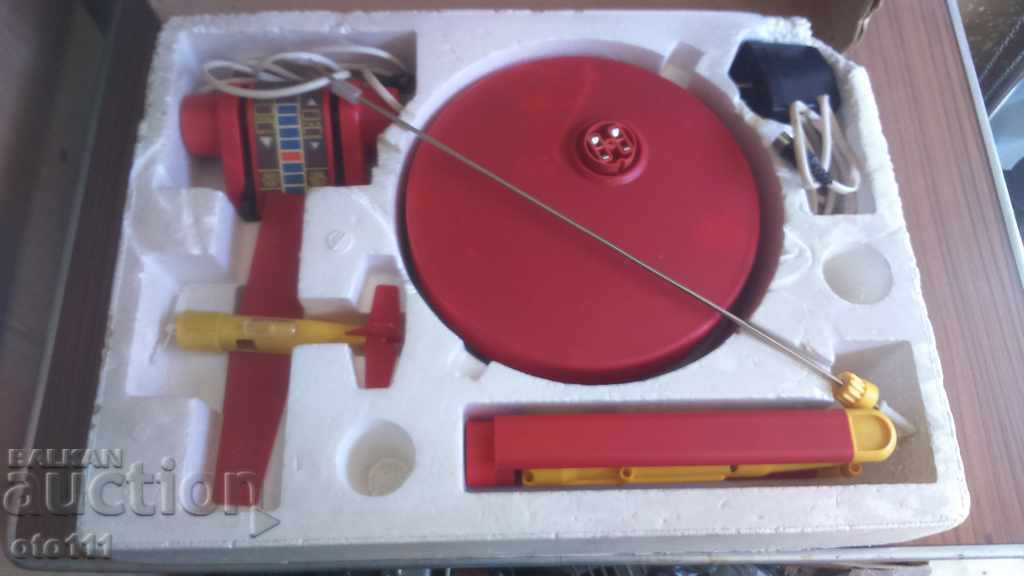 СТАРА  ИГРАЧКА - САМОЛЕТ - СССР с цена € 60.00 | 117.35 лв.