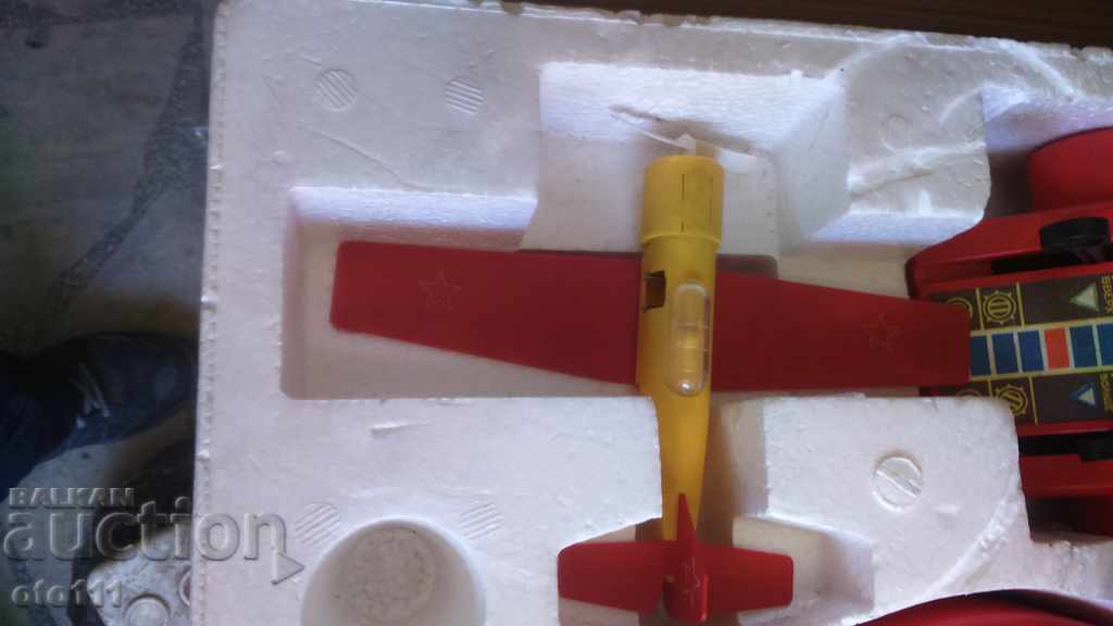 ΠΑΛΙΟ ΠΑΙΧΝΙΔΙ - ΑΕΡΟΠΛΑΝΟ - ΕΣΣΔ - 5