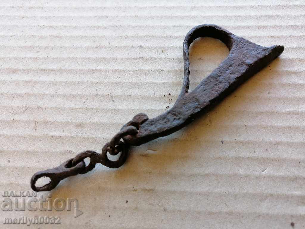 Old chakmak hearth, flint with price 89.00 BGN | € 45.50 Old chakmak hearth, flint with price 89.00 BGN | € 45.50