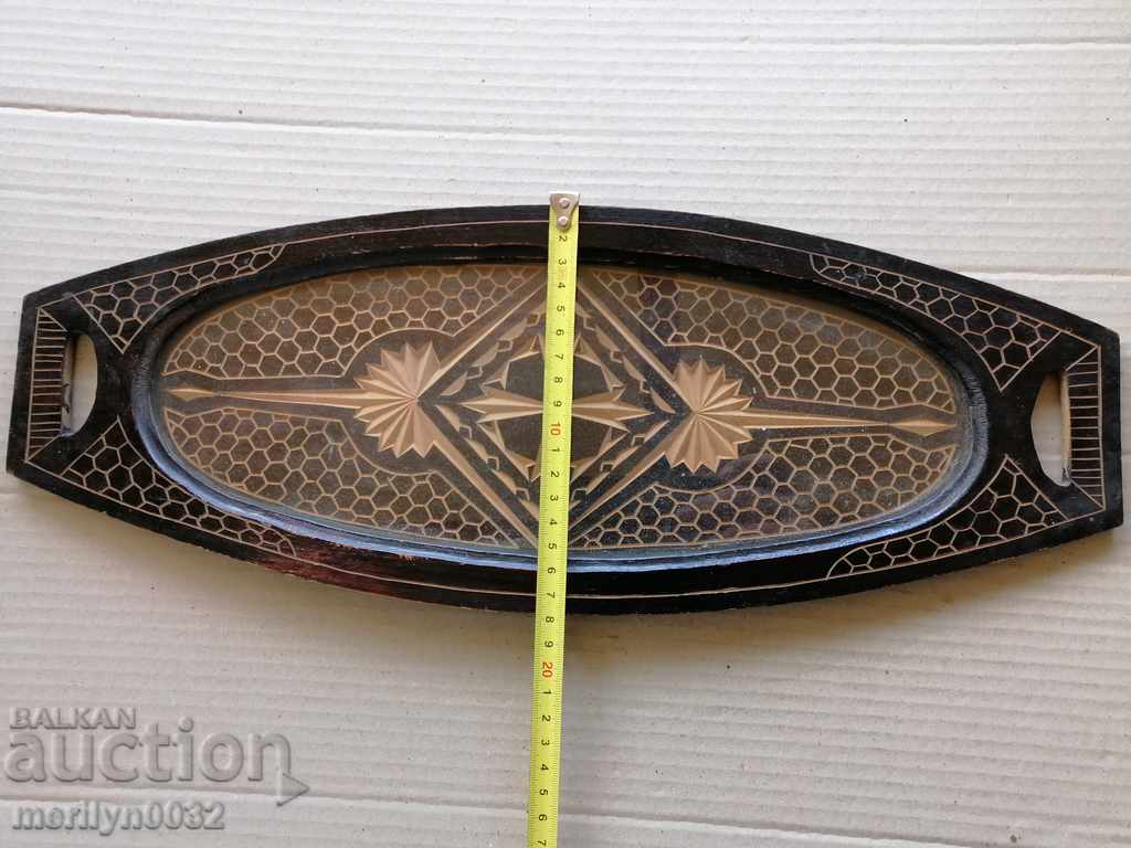 Auction Threaded tray Auction Threaded tray