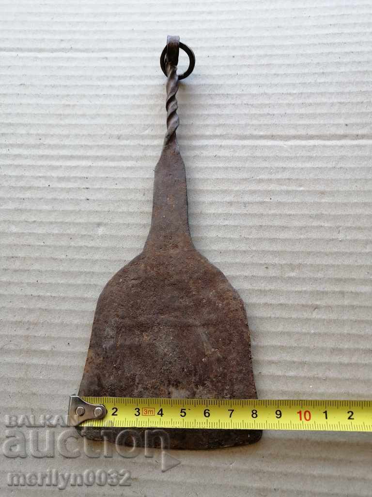 Auction  Old forged scabbard, gingerbread, gingerbread, bruises