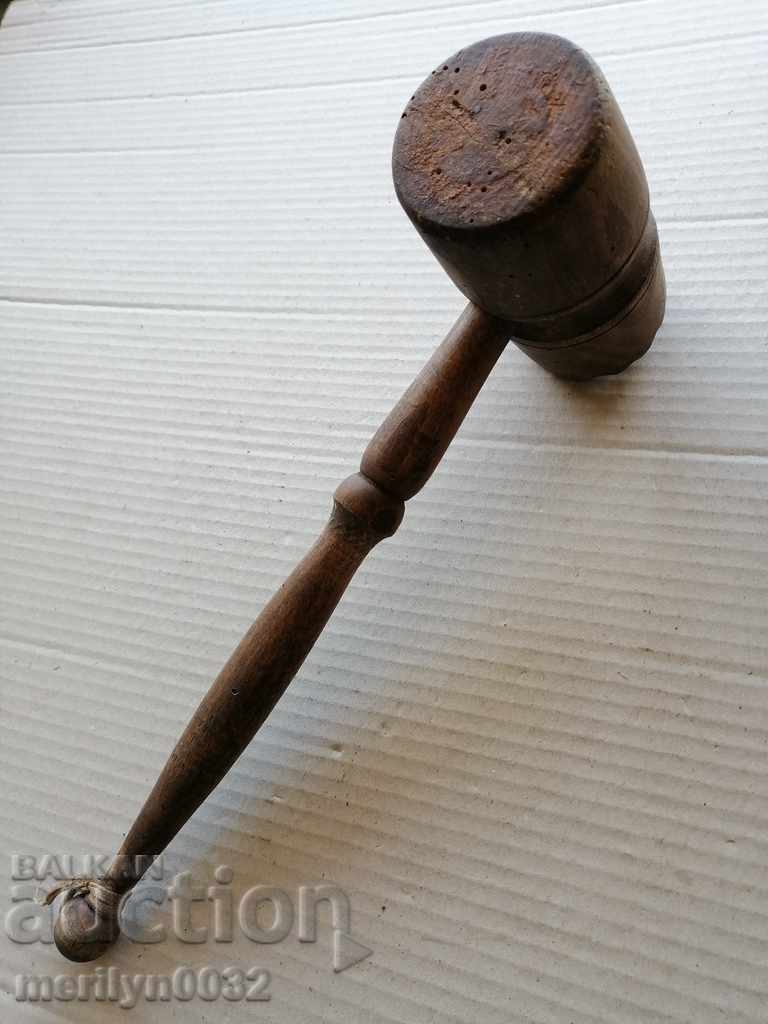 Δημοπρασία Παλιό μεγάλο ξύλινο σφυρί, εργαλείο, ξύλινο Δημοπρασία Παλιό μεγάλο ξύλινο σφυρί, εργαλείο, ξύλινο