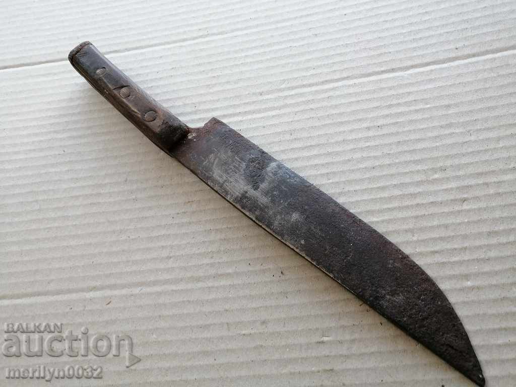 Old riot knife karakulak, kulak, dagger with price 169.00 BGN | € 86.41 Old riot knife karakulak, kulak, dagger with price 169.00 BGN | € 86.41