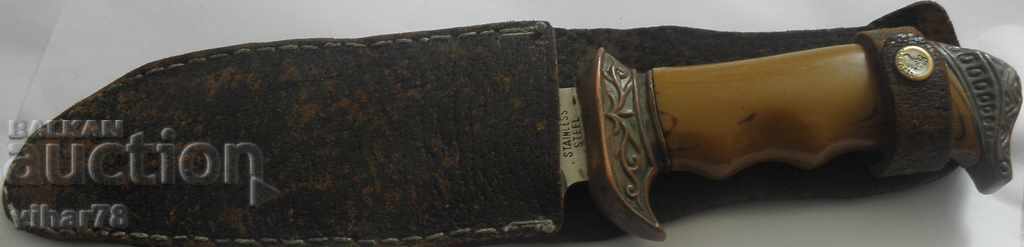 Delivery of Knife with jug Delivery of Knife with jug