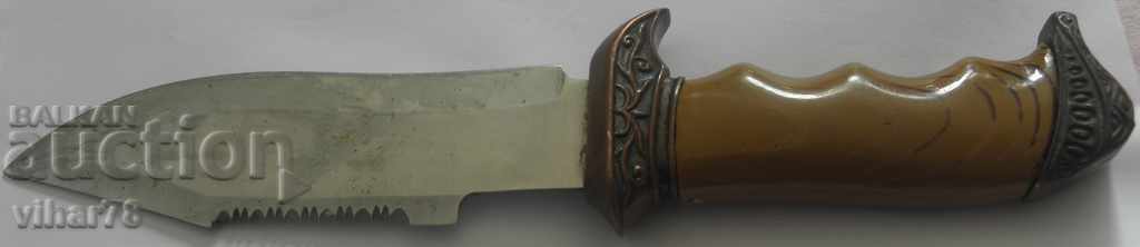 Knife with jug - 5 Knife with jug - 5